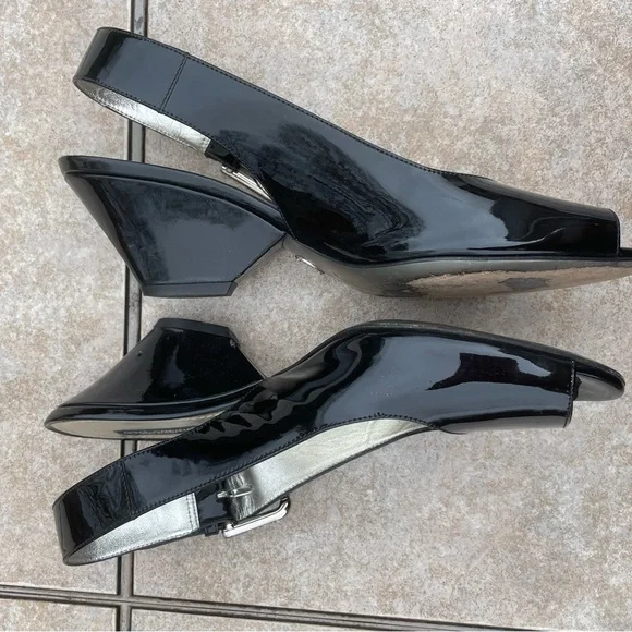 Dolce & Gabbana Black Patent Leather shoes